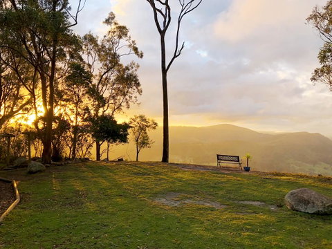 Valley View Luxury Retreat - ACT Tourism 1