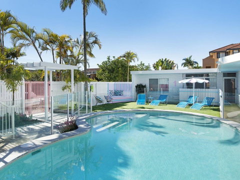 Ventura Beach Motel 2 Bed Poolside - Unit 3 - ACT Tourism 0
