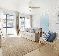 Ventura Beach Motel 3 Bedroom Poolside - ACT Tourism