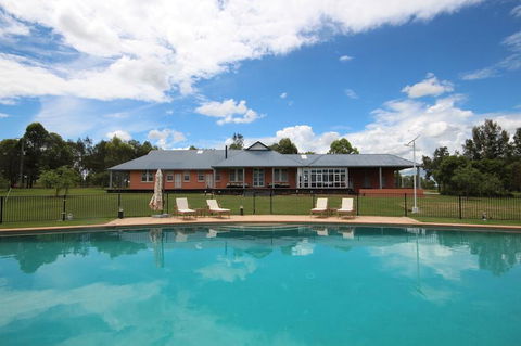 Verona House - ACT Tourism 0