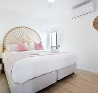 Ventura Beach Motel 2 Bed Poolside - Unit 4 - ACT Tourism