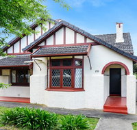 Victor Harbor Cottage 'Cornhill' - Pet Friendly - ACT Tourism