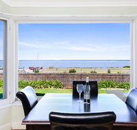 Victor Harbor Beachfront Bliss  WiFi - ACT Tourism