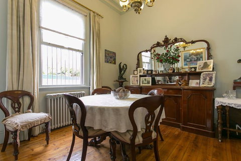 VIGNACOURT MANSION RICHMOND HILL - ACT Tourism 1