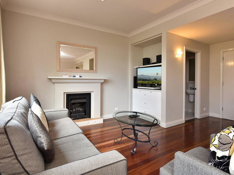 Villa 2br Nebbiolo Resort Condo Located Within Cypress Lakes Resort (nothing Is More Central) - ACT Tourism 2