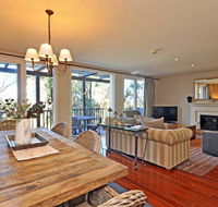 Villa 3br Beaujolais luxe  style Resort Condo located within Cypress Lakes Resort nothing is more central - ACT Tourism