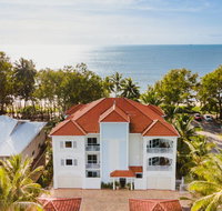 Villa Beach Palm Cove - ACT Tourism