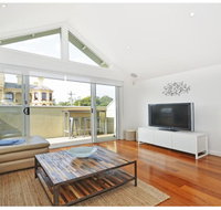 Villa by the Sea - ACT Tourism