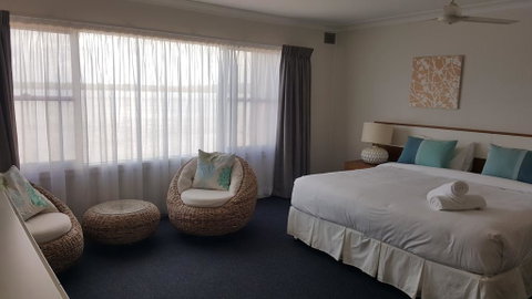 Villa Riviera On River Front - ACT Tourism 2