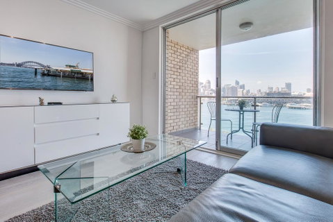 Wake Up To Sydney Harbour - ACT Tourism 0