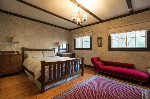 Walhalla Coach House - ACT Tourism 1