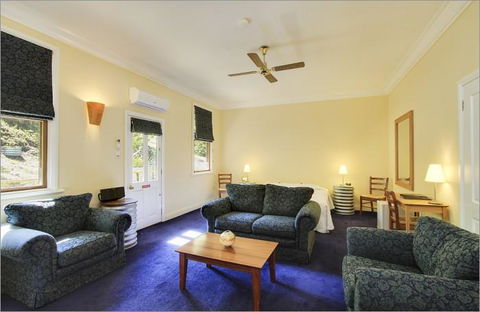 Walhalla's Star Hotel - ACT Tourism 2