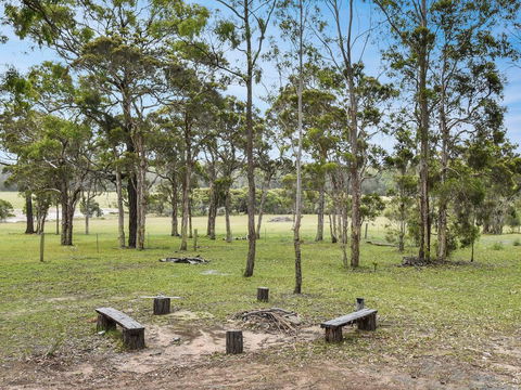 Wallaby Cottage - Cute Accom In Bushland Setting - ACT Tourism 2
