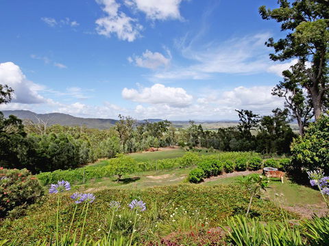 Wallaby Ridge Retreat - ACT Tourism 3