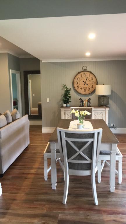 Walnut Tree Cottages - ACT Tourism 0