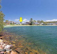 Wanda Waterfront Retreat - beautiful beach house - ACT Tourism