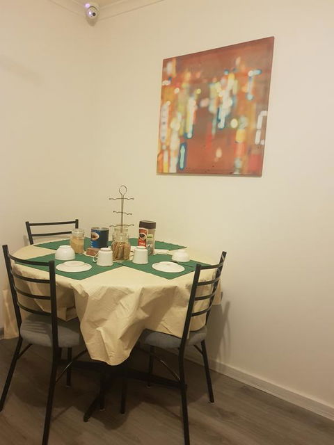 Warm Friendly Family Environment In Braybrook - ACT Tourism 3