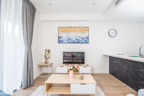 Warm Soul, 1badAPT In The Heart Of Eastwood, P, WIFI - ACT Tourism 0