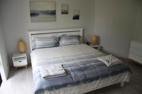 Warnbro Beach Family Accommodation - ACT Tourism 0
