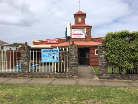 Warrnambool Beach Backpackers - ACT Tourism 2