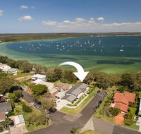 Waterfront Serenity - Luxury home with Grand Views