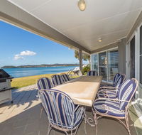 Waterfront Wonderland Foreshore Drive 41 - ACT Tourism