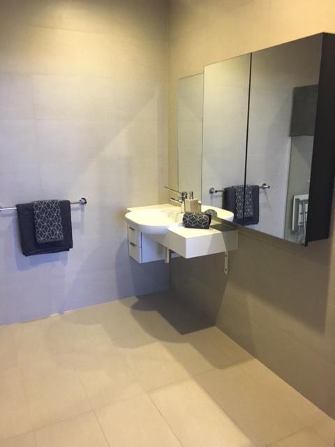 Collins Accommodation - ACT Tourism 10