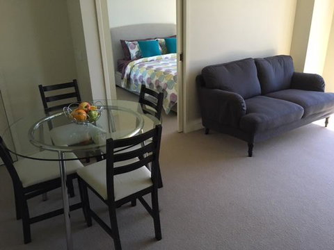 Collins Accommodation - ACT Tourism 13
