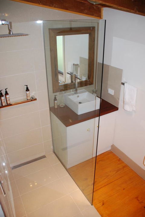 Bluegum Ridge Cottages - ACT Tourism 17