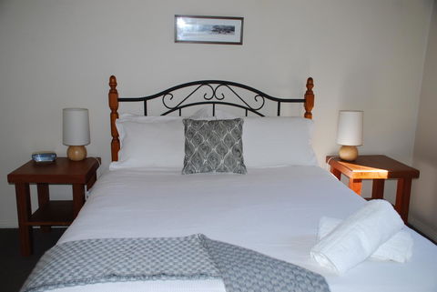 Bluegum Ridge Cottages - ACT Tourism 20