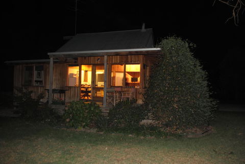 Bluegum Ridge Cottages - ACT Tourism 24
