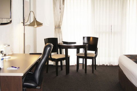 Blazing Stump Motel & Suites - ACT Tourism 17