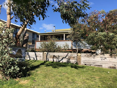 The PC Cottage - ACT Tourism 8