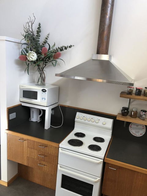 The PC Cottage - ACT Tourism 17