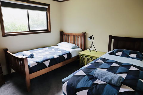 Red Ceder Cottage - Great Ocean Road - Port Campbell - ACT Tourism 10