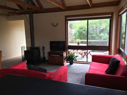Red Ceder Cottage - Great Ocean Road - Port Campbell - ACT Tourism 19