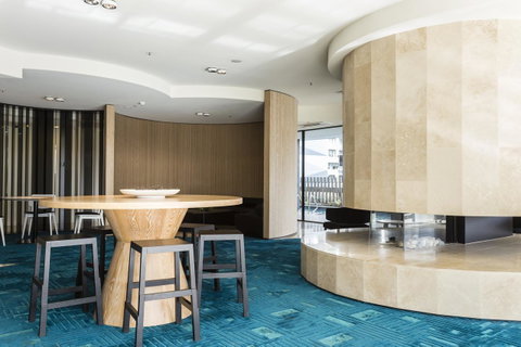 Complete Host 50 Claremont St Apartments - ACT Tourism 4