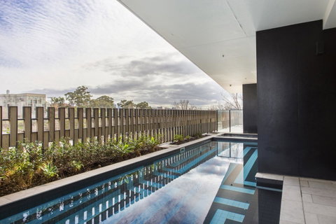 Complete Host 50 Claremont St Apartments - ACT Tourism 2
