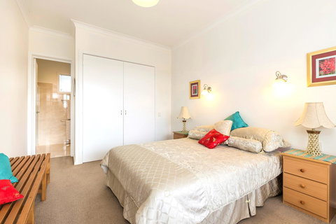 Waybourne- Vineyard And Winery - ACT Tourism 26