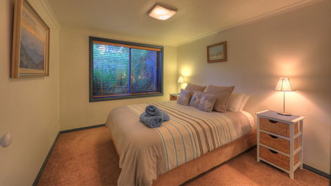 Aspens Springs Farmstay - ACT Tourism 20