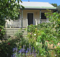 Walnut Cottage via Leongatha - ACT Tourism