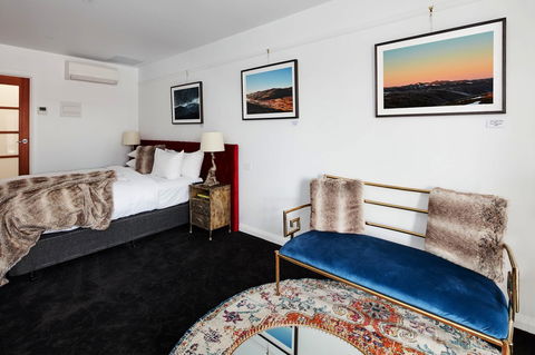 Daylesford Art Motel - ACT Tourism 16