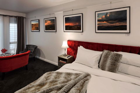 Daylesford Art Motel - ACT Tourism 11