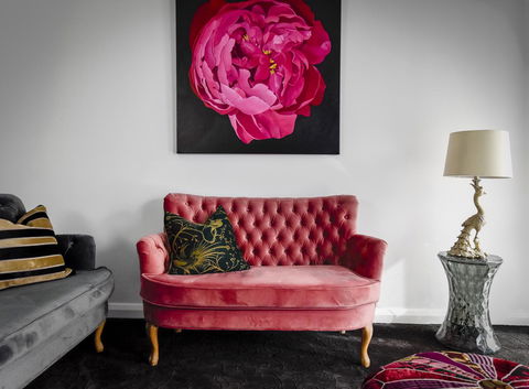 Daylesford Art Motel - ACT Tourism 1
