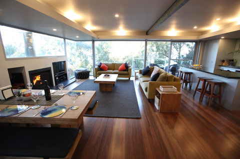 Lorne Luxury - ACT Tourism 7