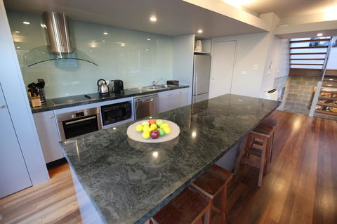 Lorne Luxury - ACT Tourism 10