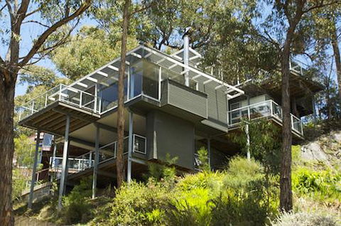 Lorne Luxury - ACT Tourism 0