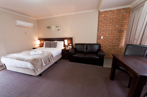 National Hotel Complex Bendigo - ACT Tourism 11