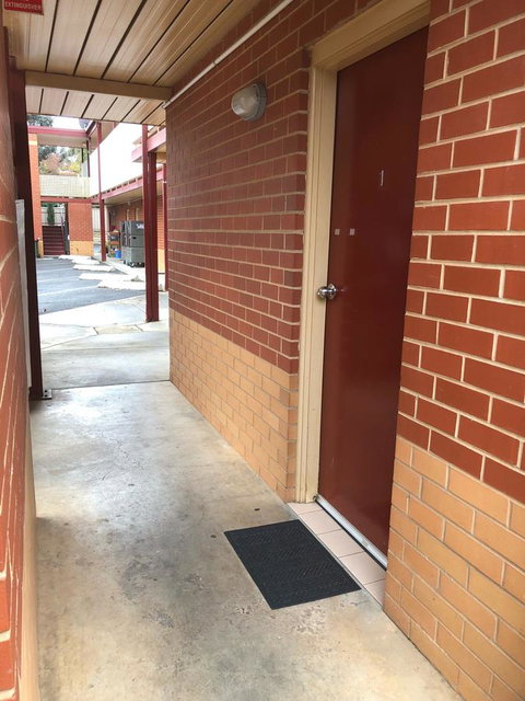 National Hotel Complex Bendigo - ACT Tourism 2