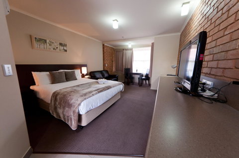 National Hotel Complex Bendigo - ACT Tourism 30